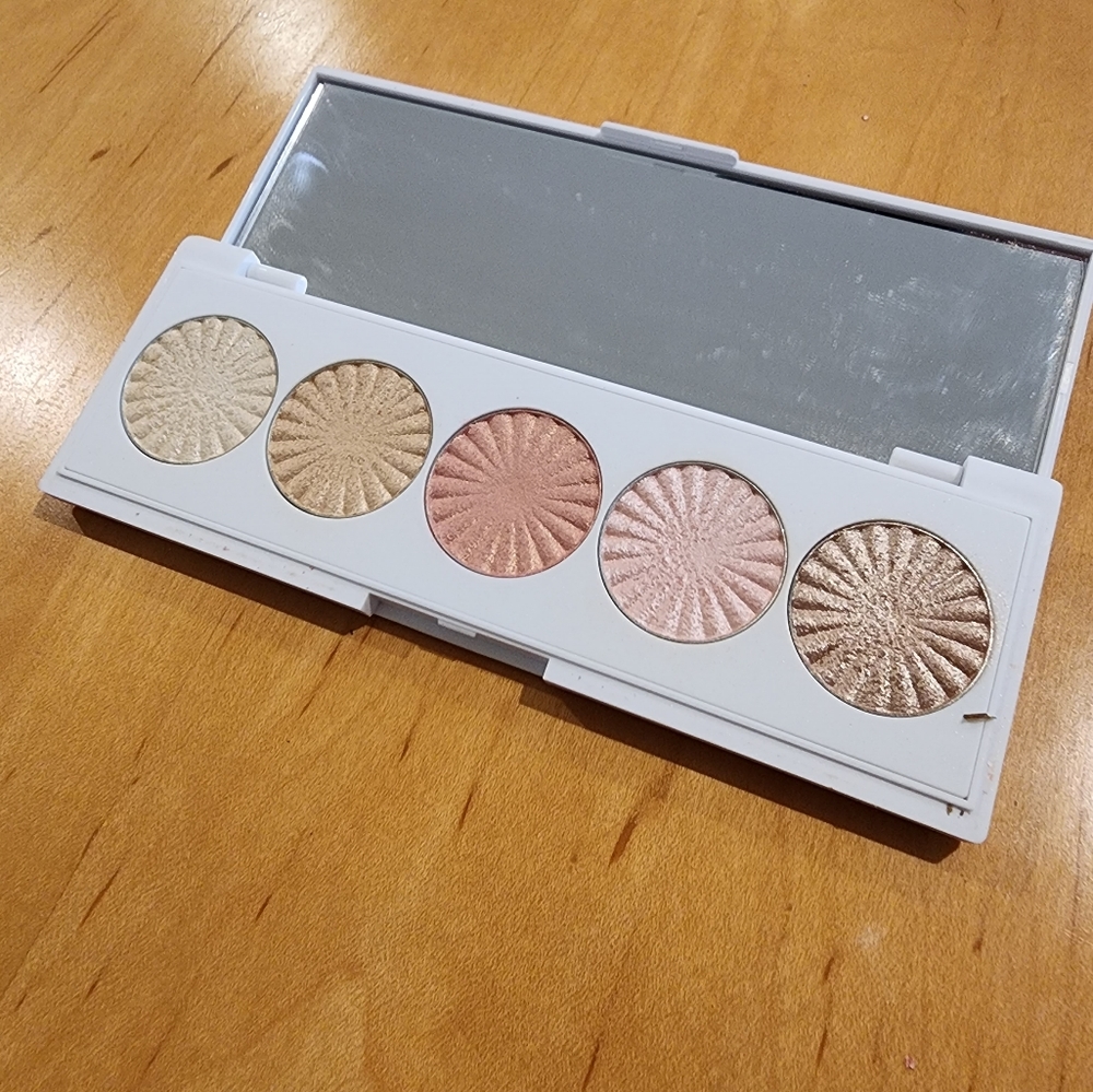OFRA signature palette Star Island, Rodeo Drive, Bali, Pillow Talk, and Blissful